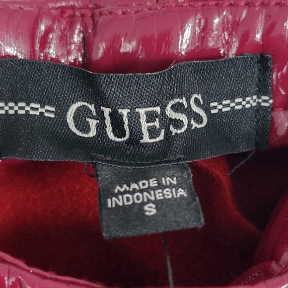 Guess NWT! Burgundy faux leather pants, size S - Picture 3 of 16